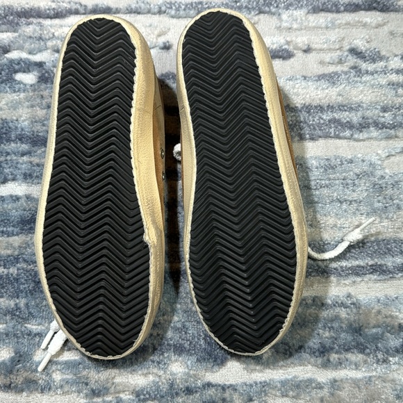 Golden Goose Super Star Low Top Sneakers - Picture 9 of 14